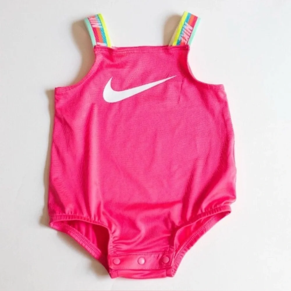 Nike Dri fit Infant Girls' One-Piece Swimsuit |Size 6 month